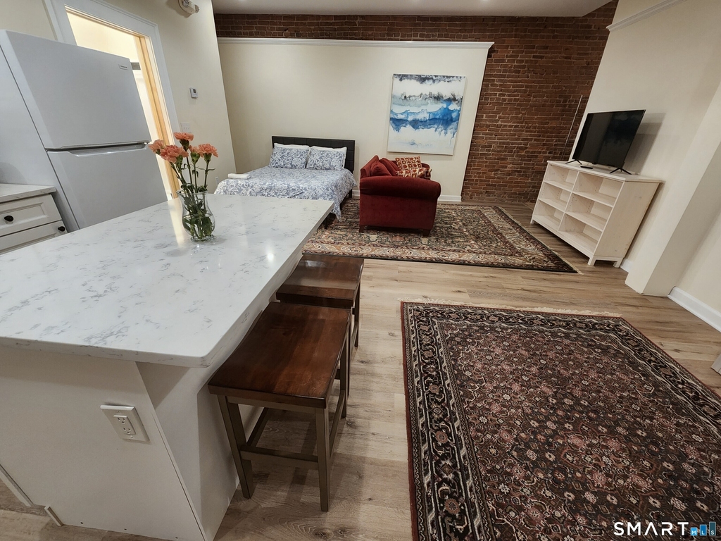 844 Grand Avenue - Photo 4