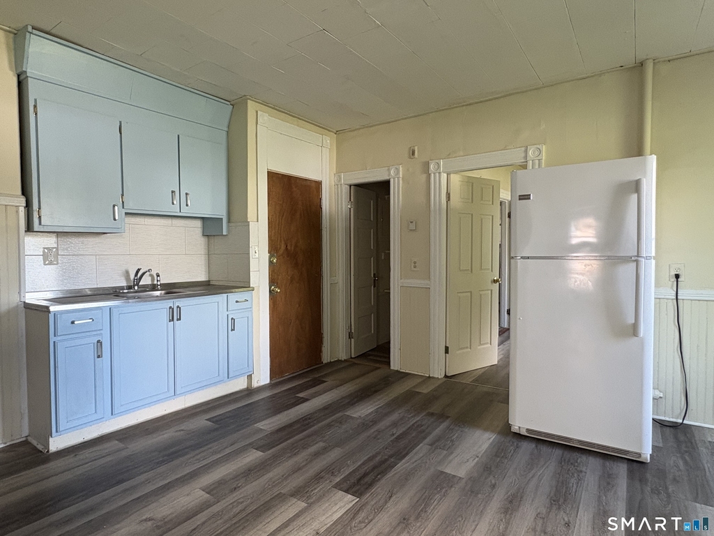 240-242 Washington Street - Photo 0