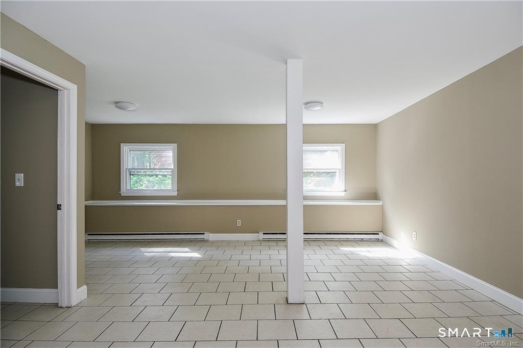 8 Circle Drive - Photo 18