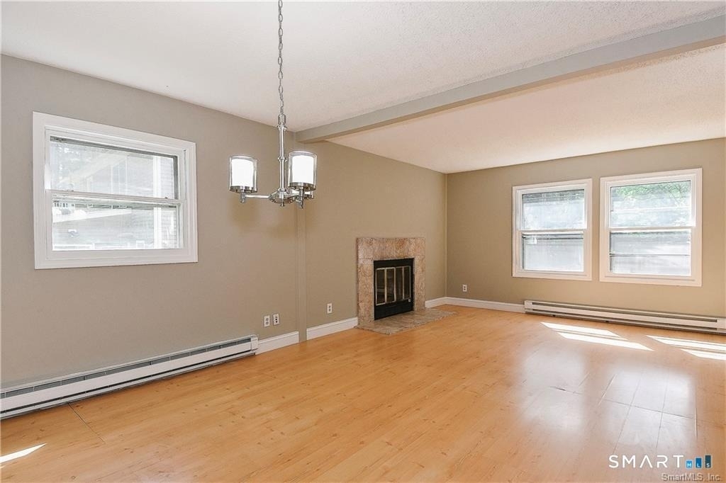 8 Circle Drive - Photo 3