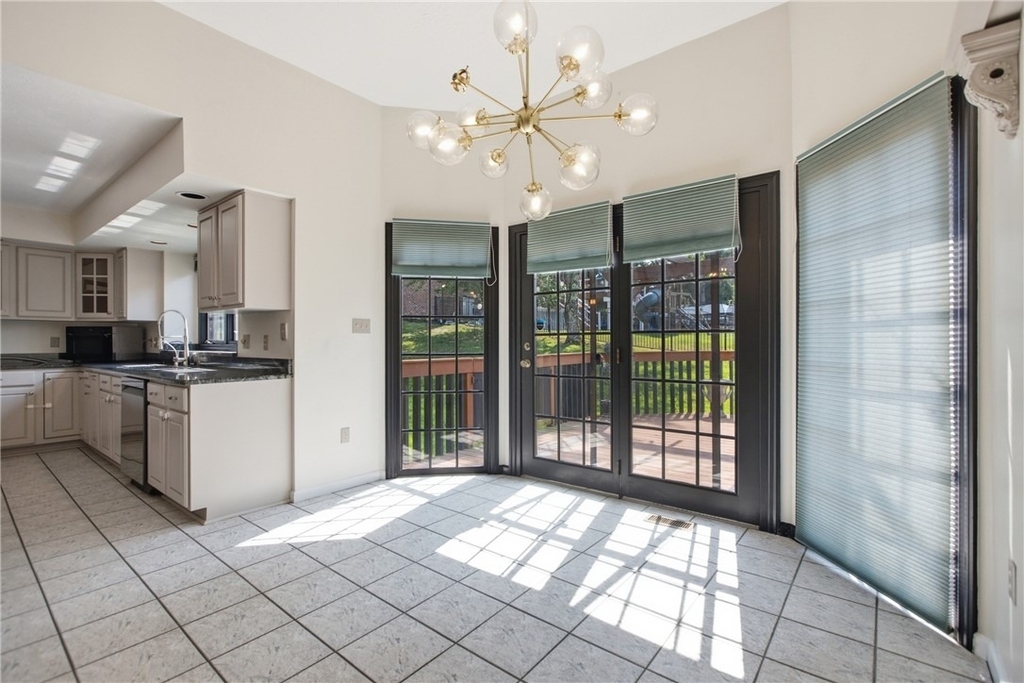 2501 Birchwood Ct - Photo 10