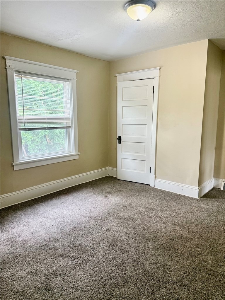 6521 Dean St. - Photo 6