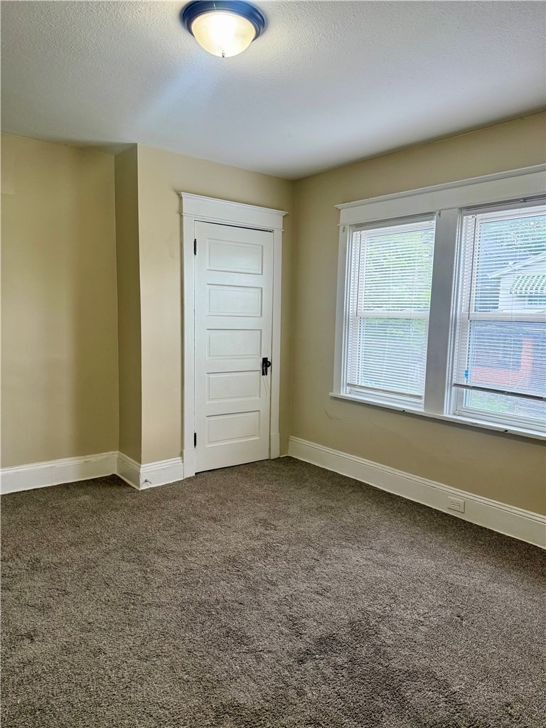 6521 Dean St. - Photo 8