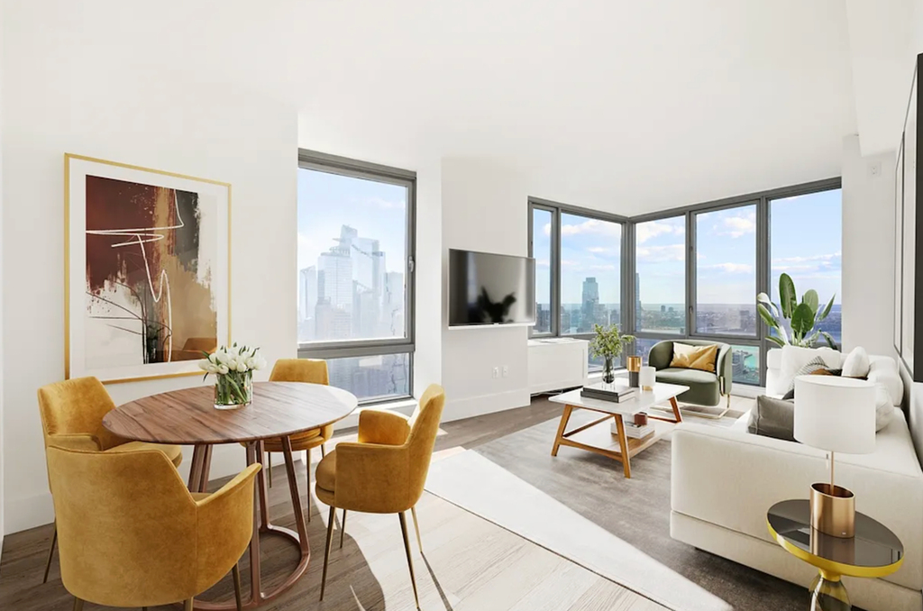 West 47th Street - Photo 1