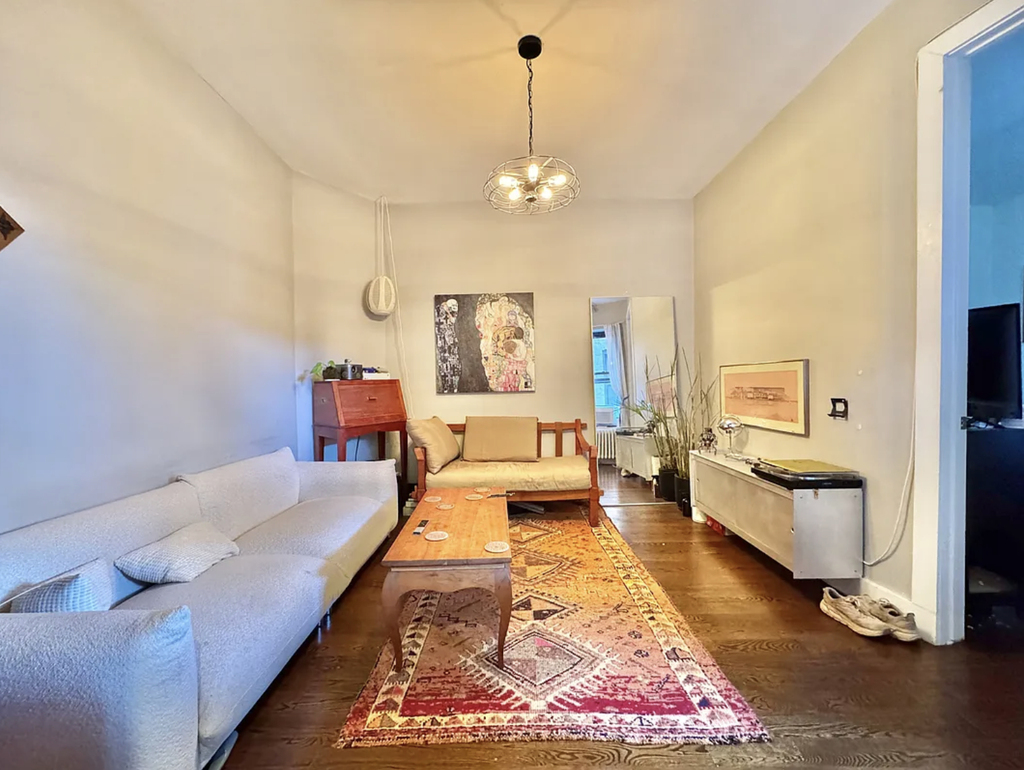 210 Humboldt Street - Photo 1