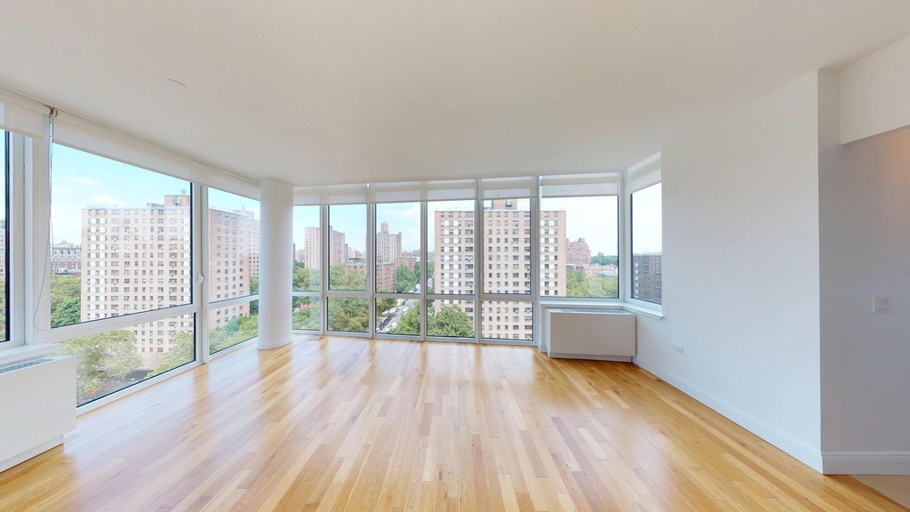 808 Columbus Ave - Photo 2