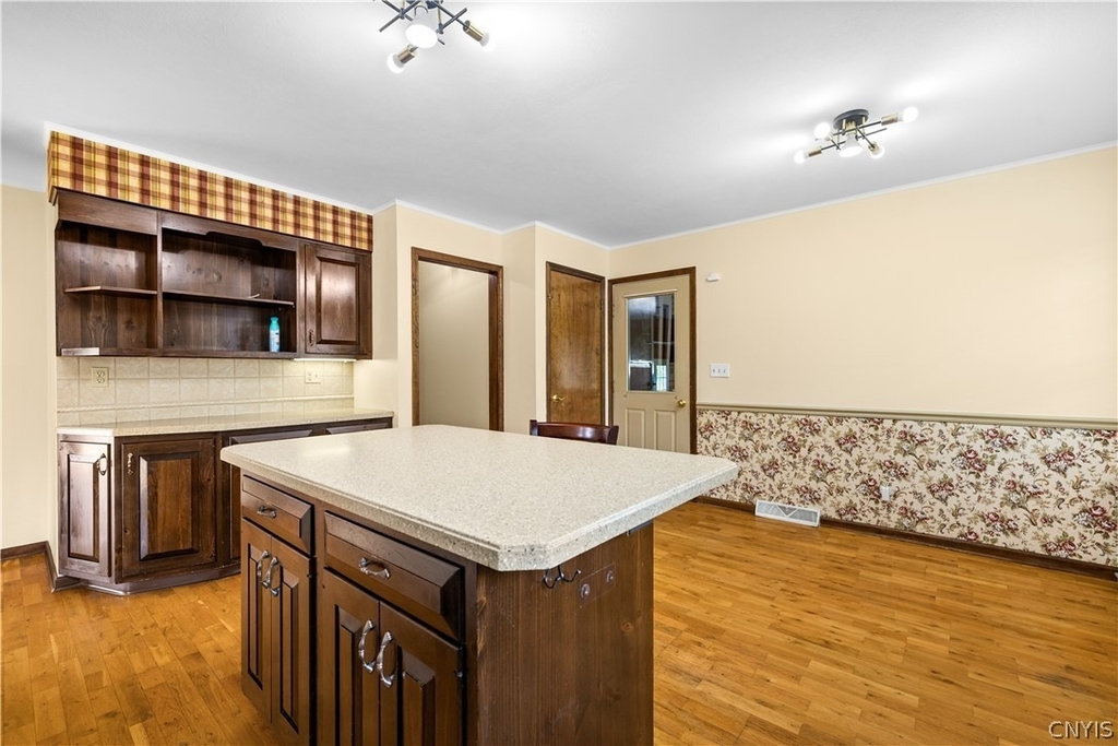 2002 Tamarack Drive - Photo 4