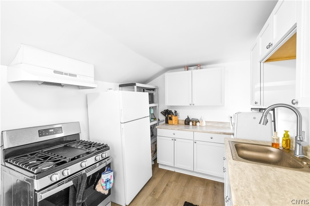 1409 Erie St - Photo 7