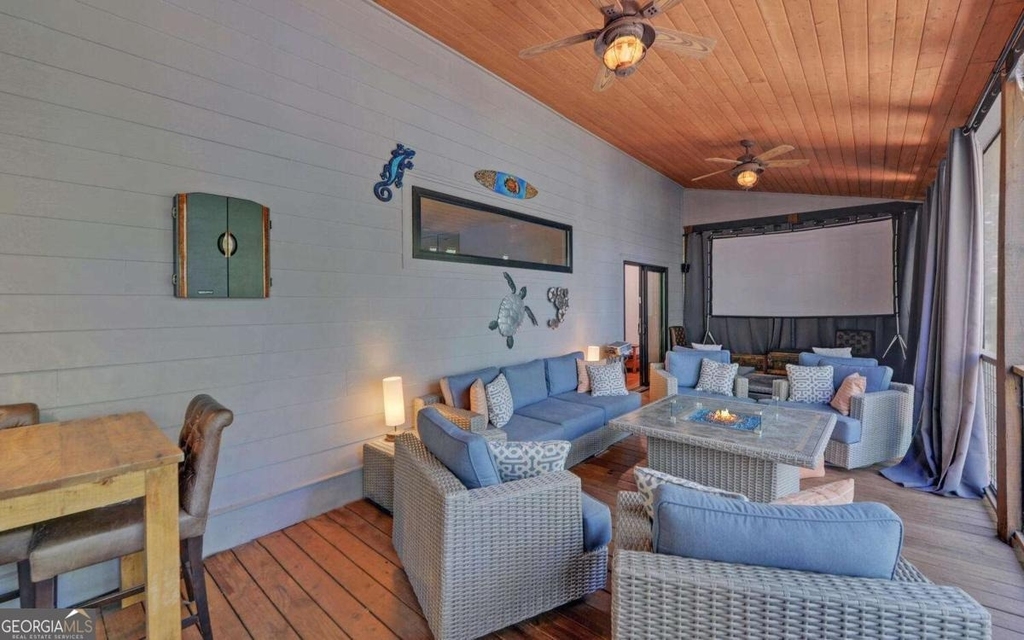675 Freedom Heights - Photo 21