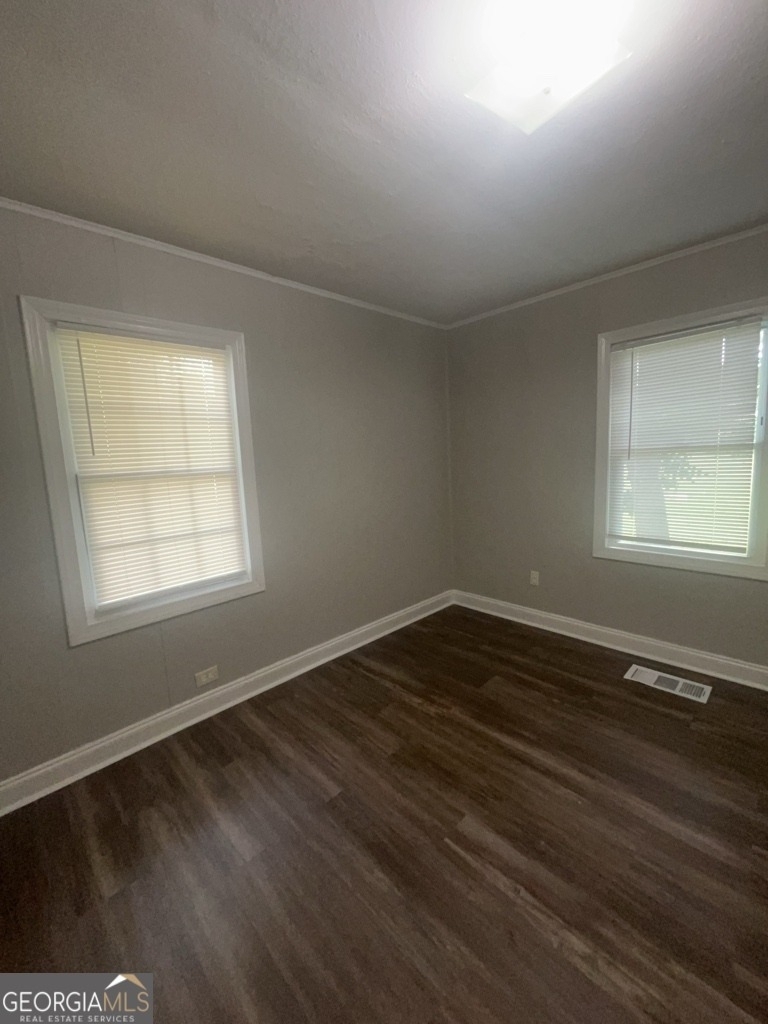 2381 Bruce Street - Photo 4