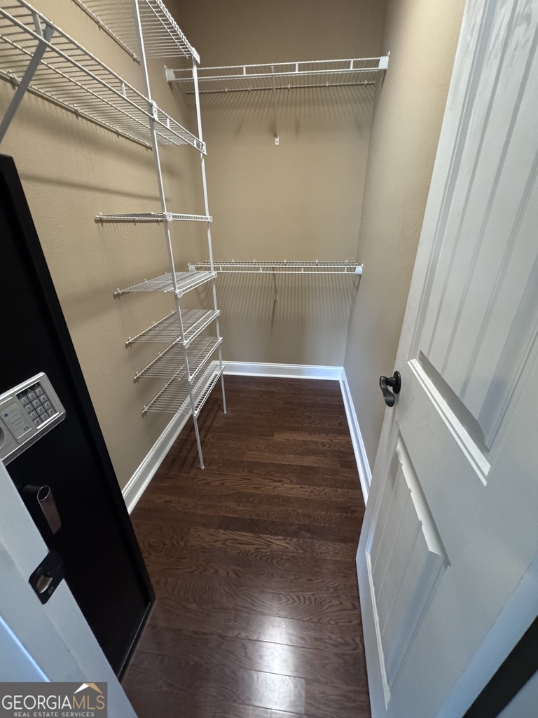 217 Guyler Street - Photo 10