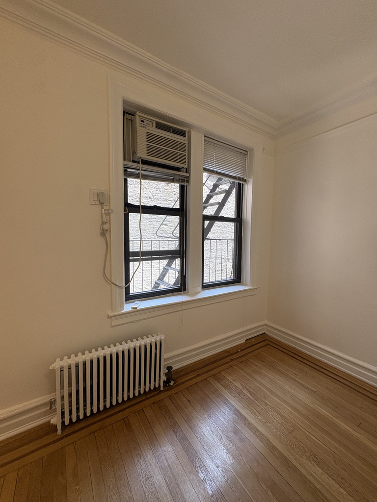  East 51st Street - Photo 3