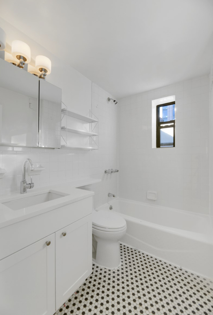 Madison Avenue - Photo 7