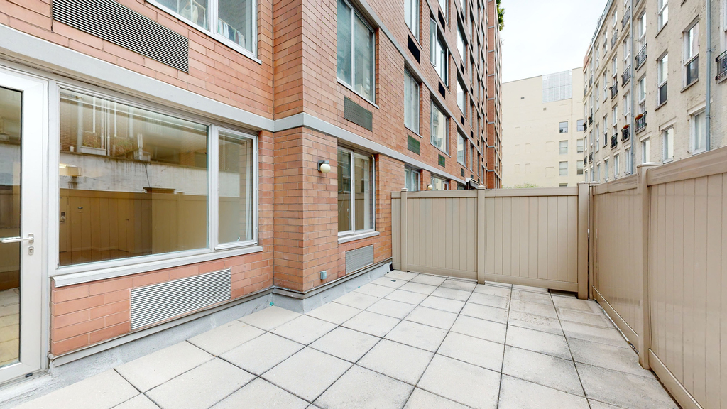 120 W. 21st - Photo 3
