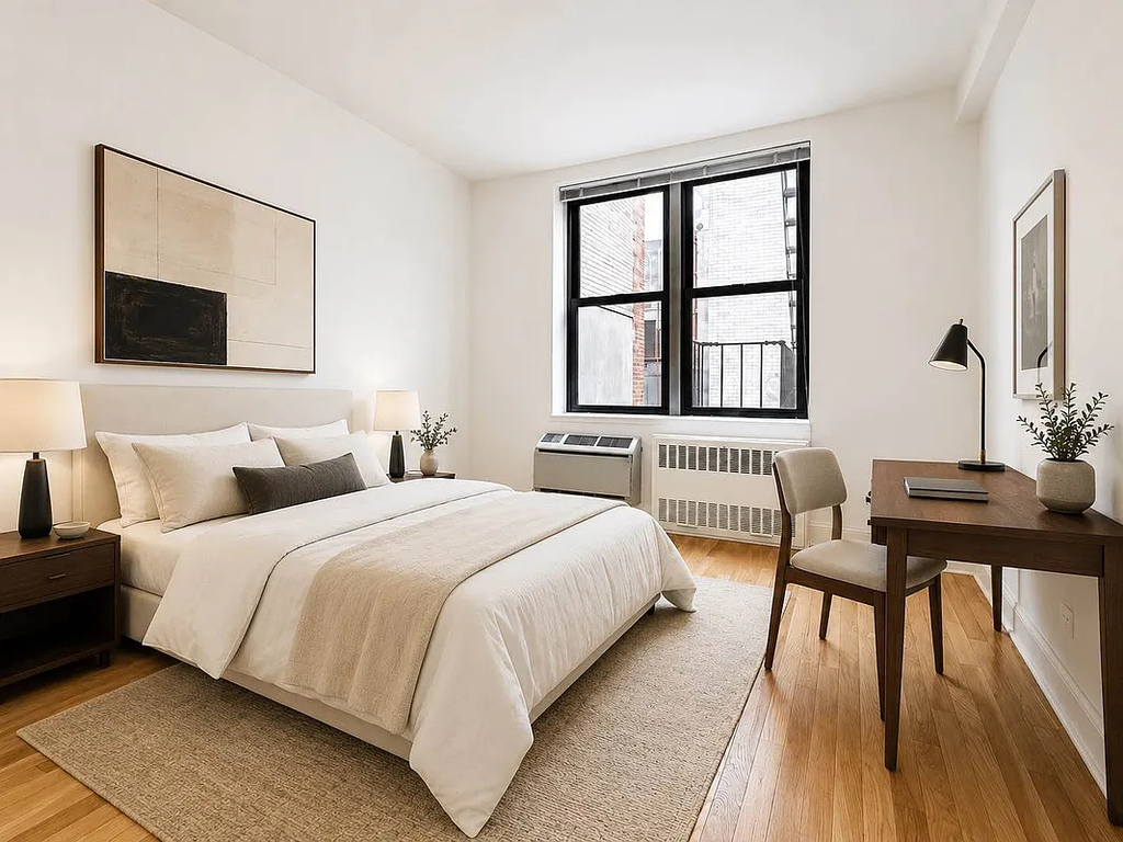 West 16th Street - Photo 3