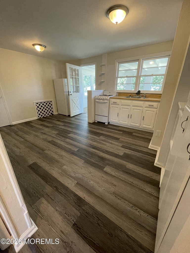 901 Barton Avenue - Photo 4