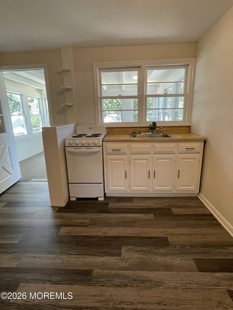 901 Barton Avenue - Photo 5