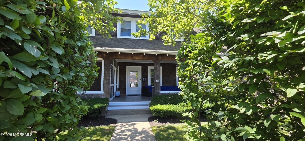 442 Main Street - Photo 1