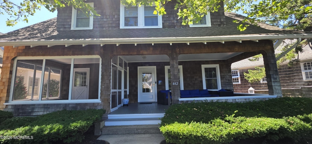 442 Main Street - Photo 0