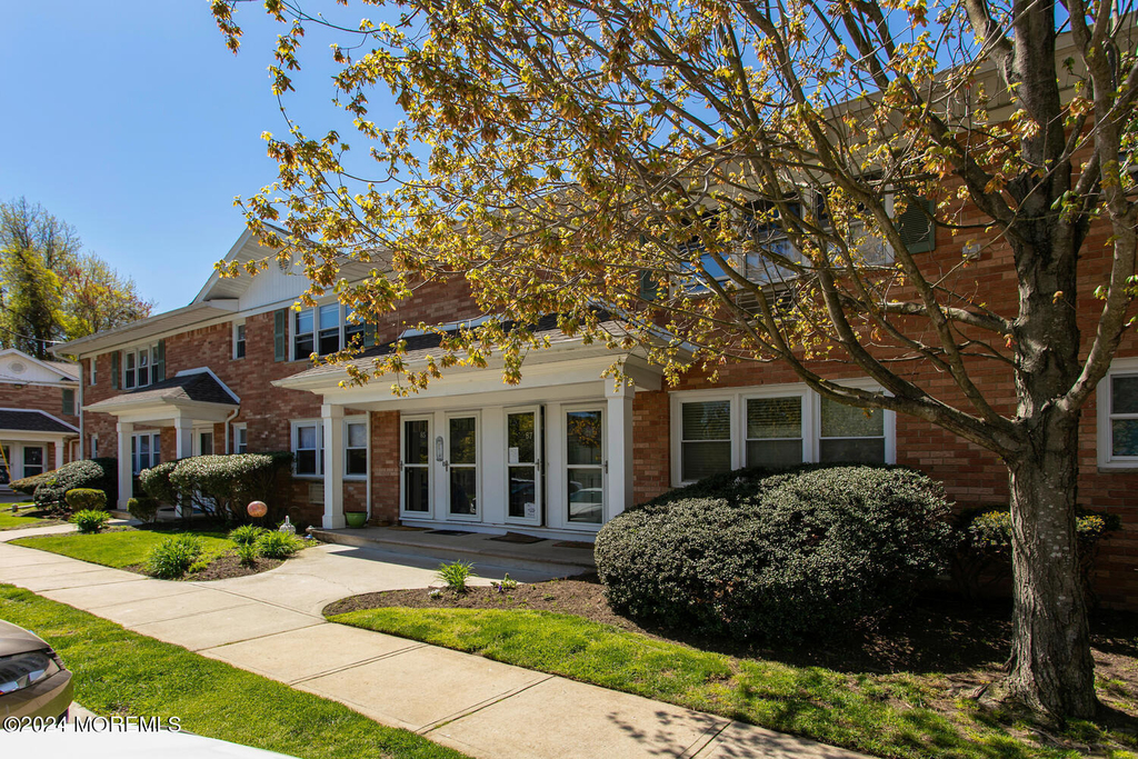 96 East Avenue - Photo 1