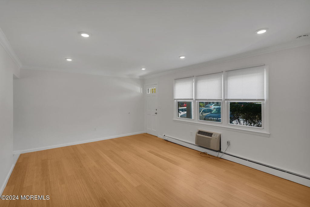 96 East Avenue - Photo 8