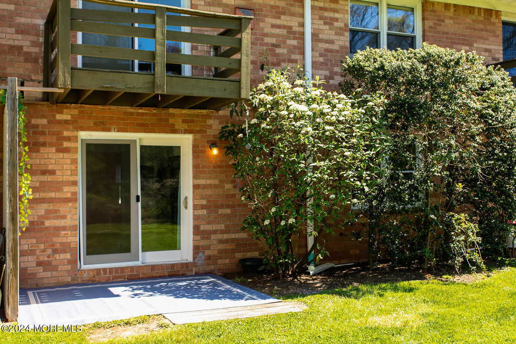 96 East Avenue - Photo 16