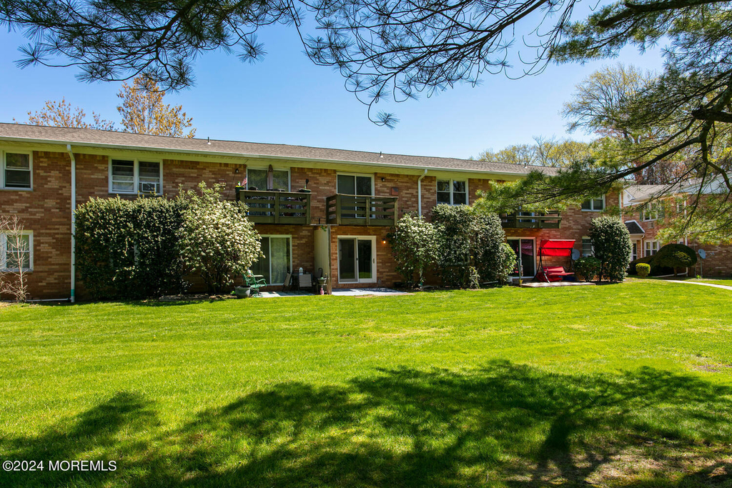 96 East Avenue - Photo 15