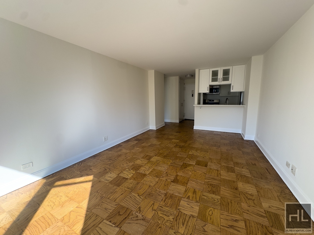 East 71st Street - Photo 1