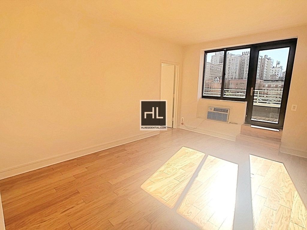 West 96th Street - Photo 3