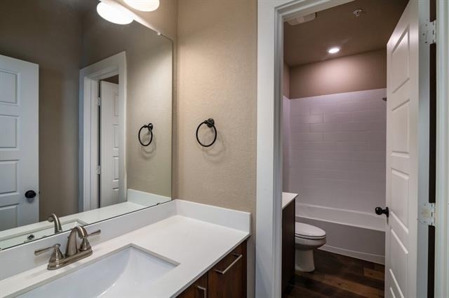 635 Wheatfield Drive - Photo 10