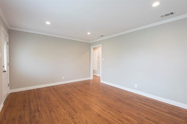815 E 16th Street - Photo 8