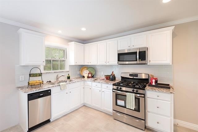 815 E 16th Street - Photo 11