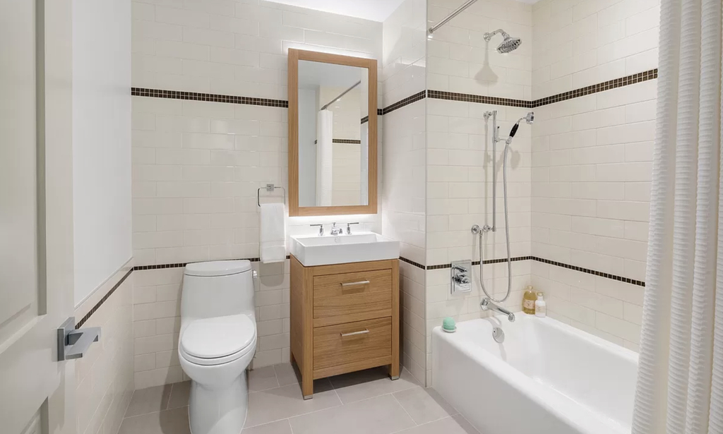 West 80th Street - Photo 5