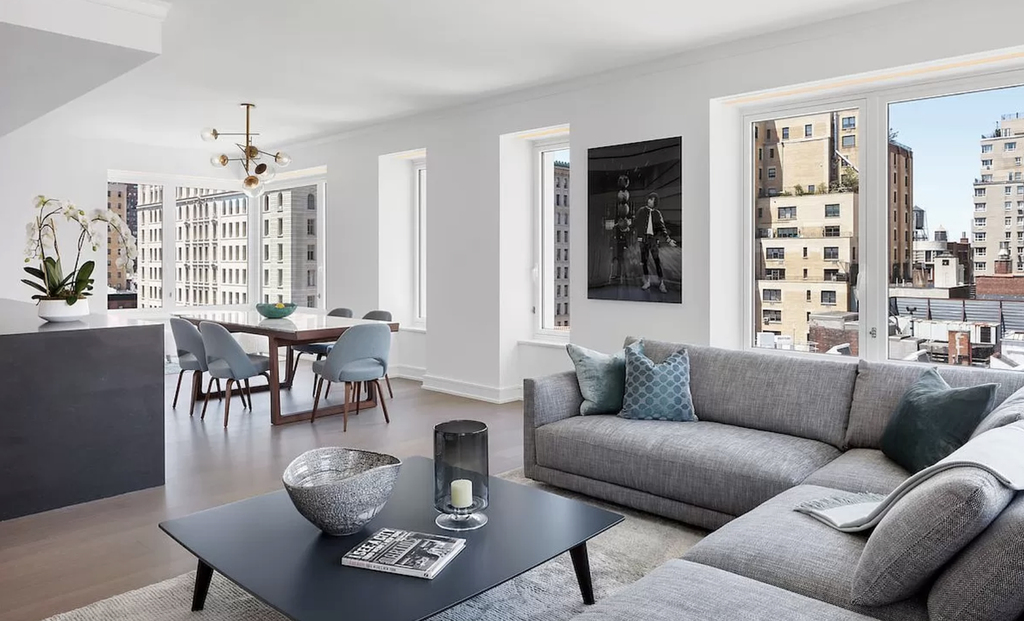 West 80th Street - Photo 1