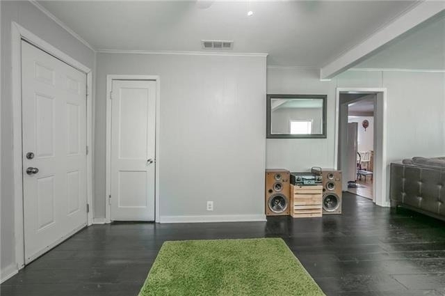 206 Renfro Street - Photo 2