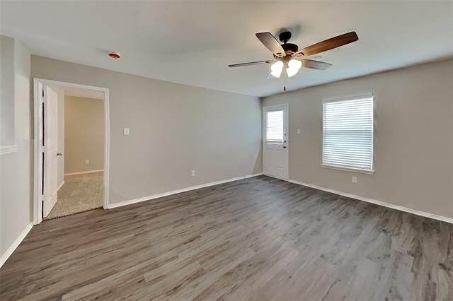 5620 Talons Crest Circle - Photo 2