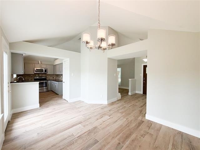 351 Parkwood Lane - Photo 3