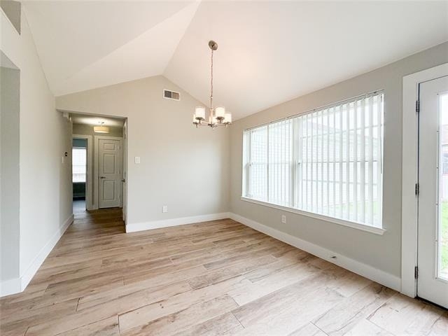 351 Parkwood Lane - Photo 2