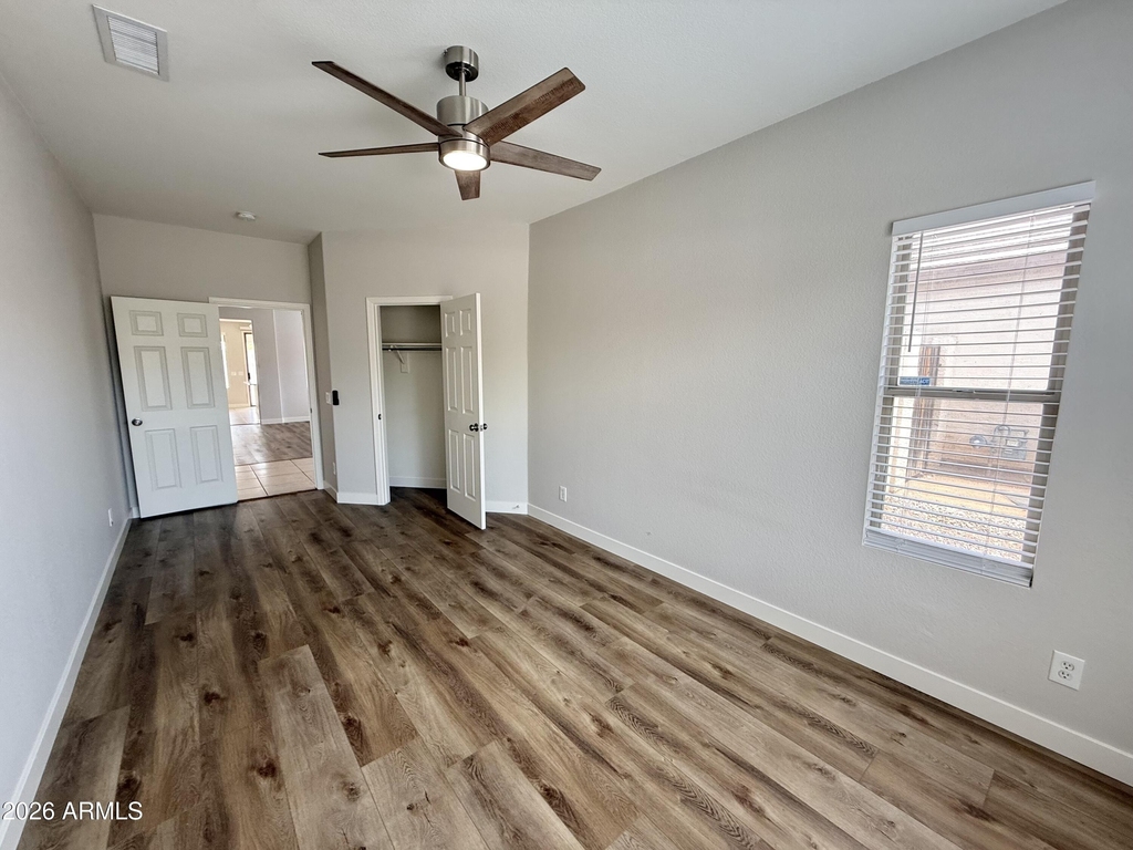 6558 W Townley Avenue - Photo 14