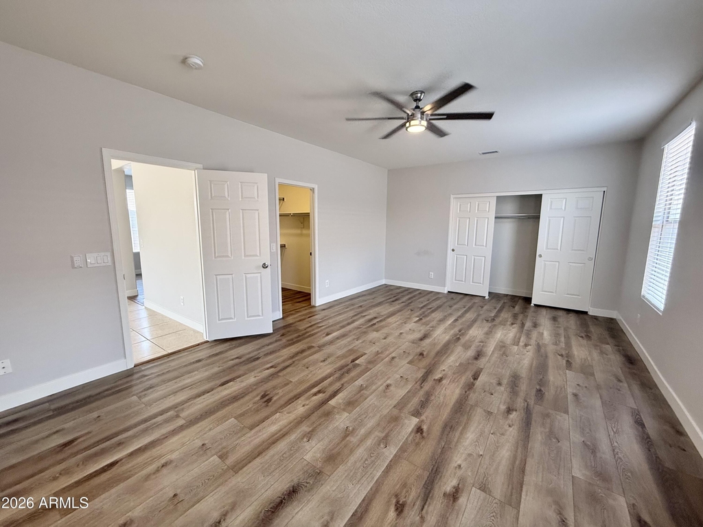 6558 W Townley Avenue - Photo 25