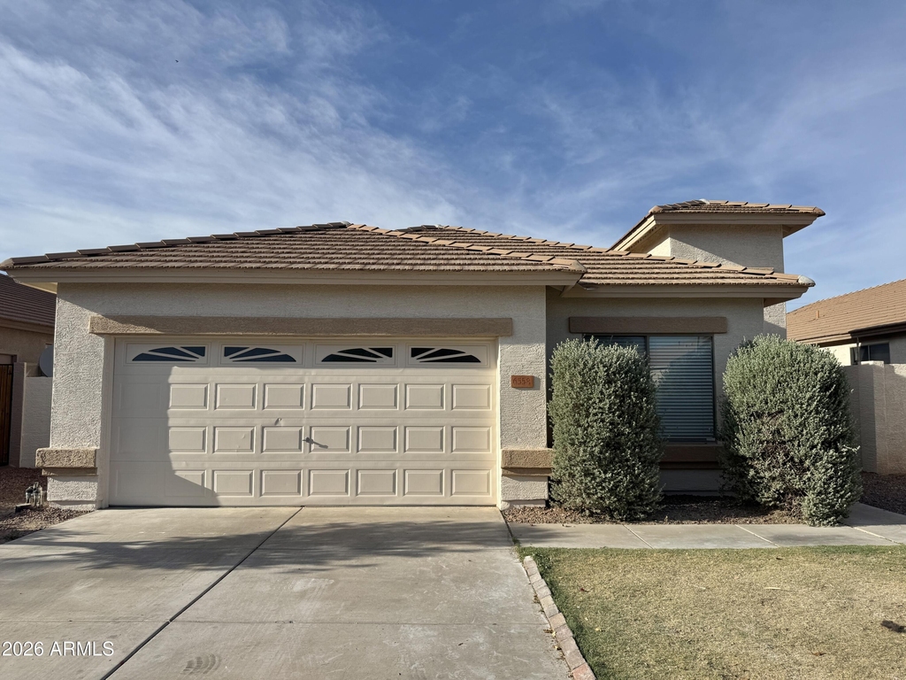 6558 W Townley Avenue - Photo 0