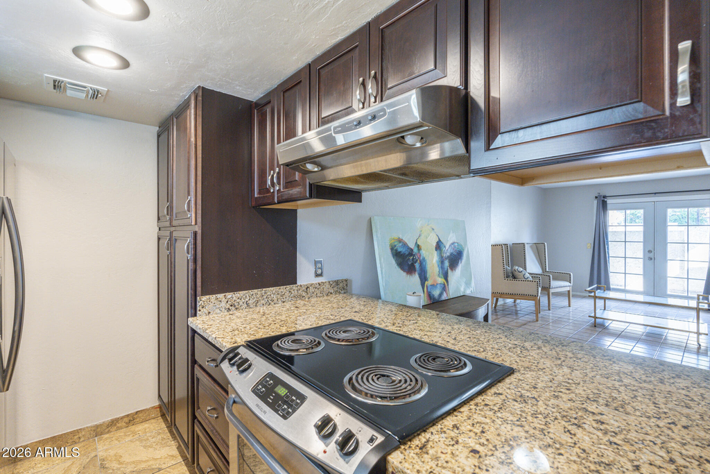 3119 N 38th Street - Photo 1