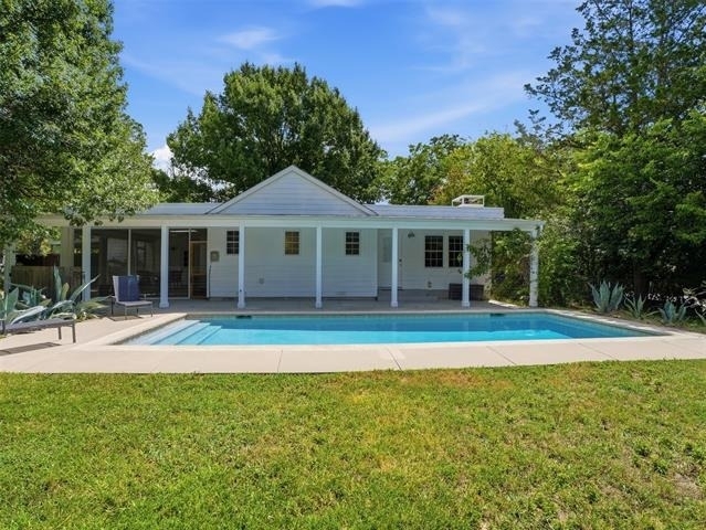 1429 El Campo Drive - Photo 2