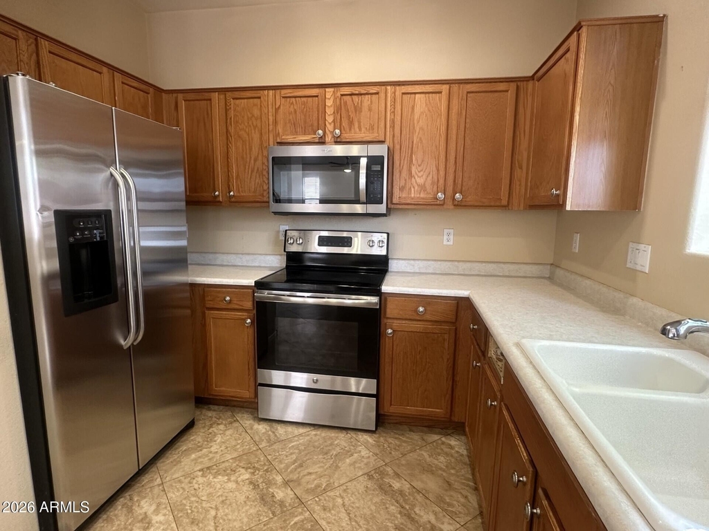 8927 E Crescent Avenue - Photo 17