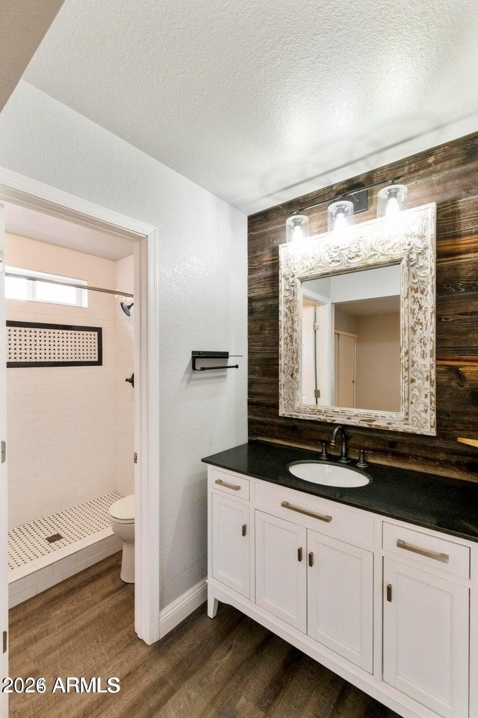 1749 N Ricardo -- - Photo 13