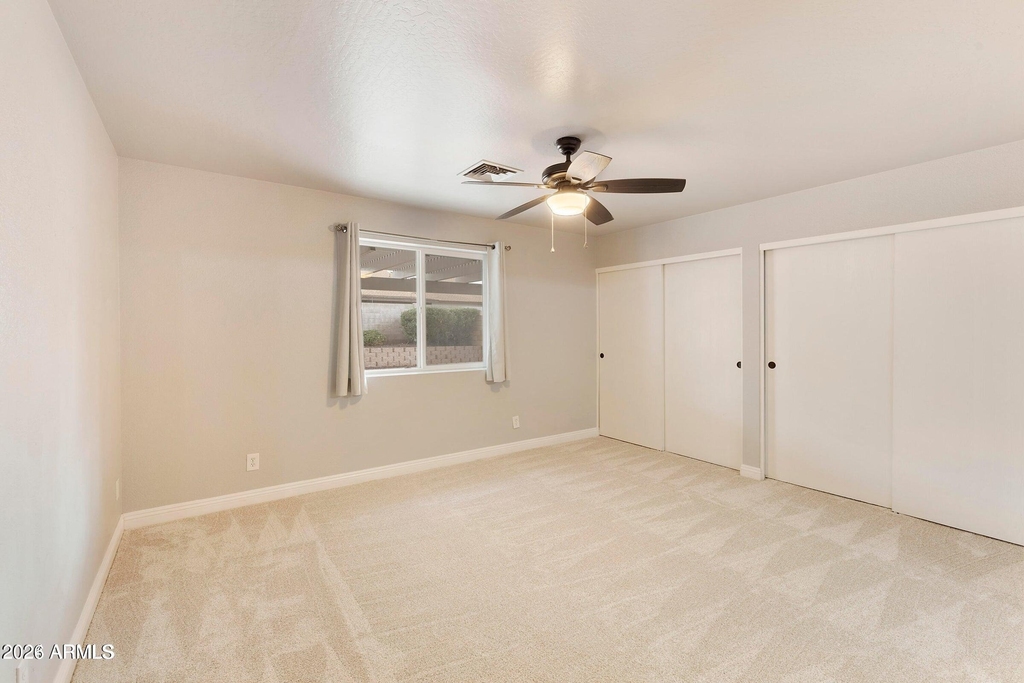 1749 N Ricardo -- - Photo 11