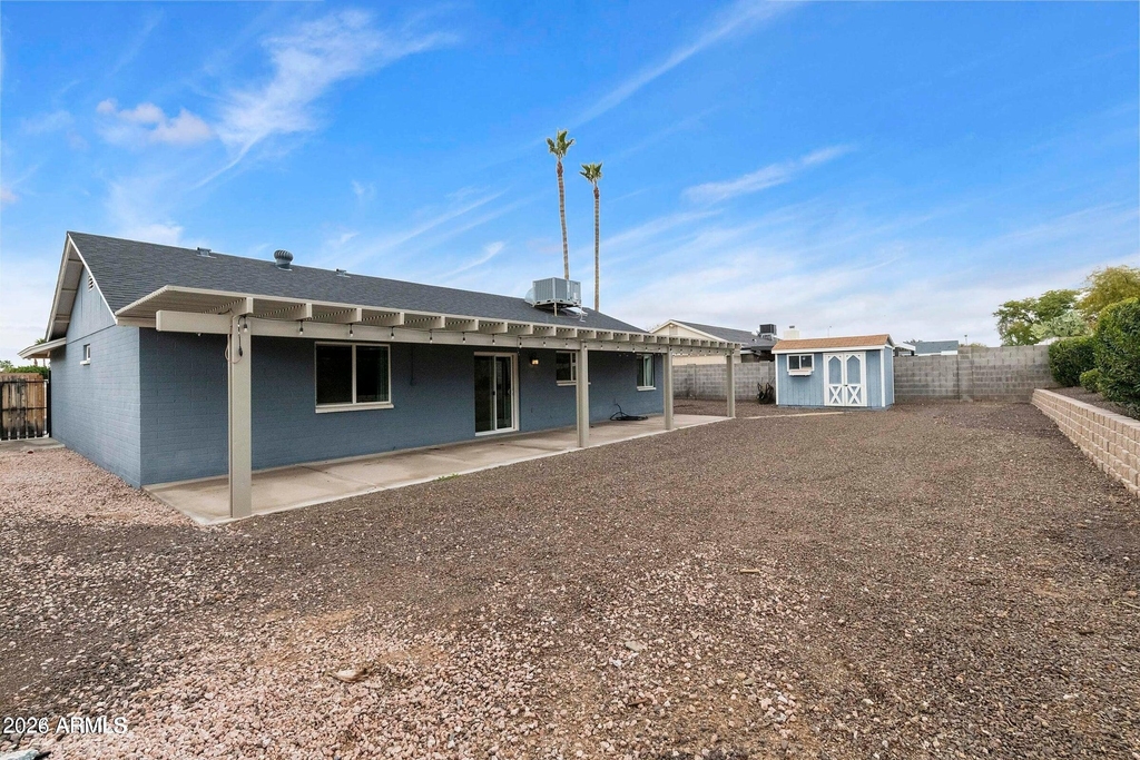 1749 N Ricardo -- - Photo 24