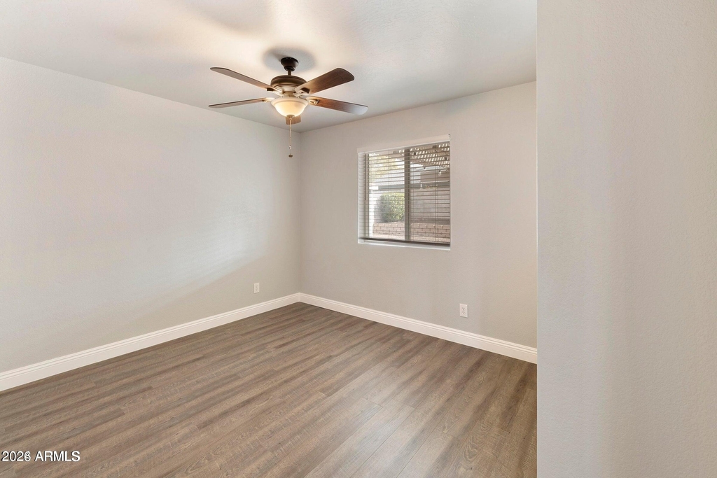 1749 N Ricardo -- - Photo 18