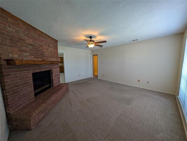 604 E Oak Street - Photo 1