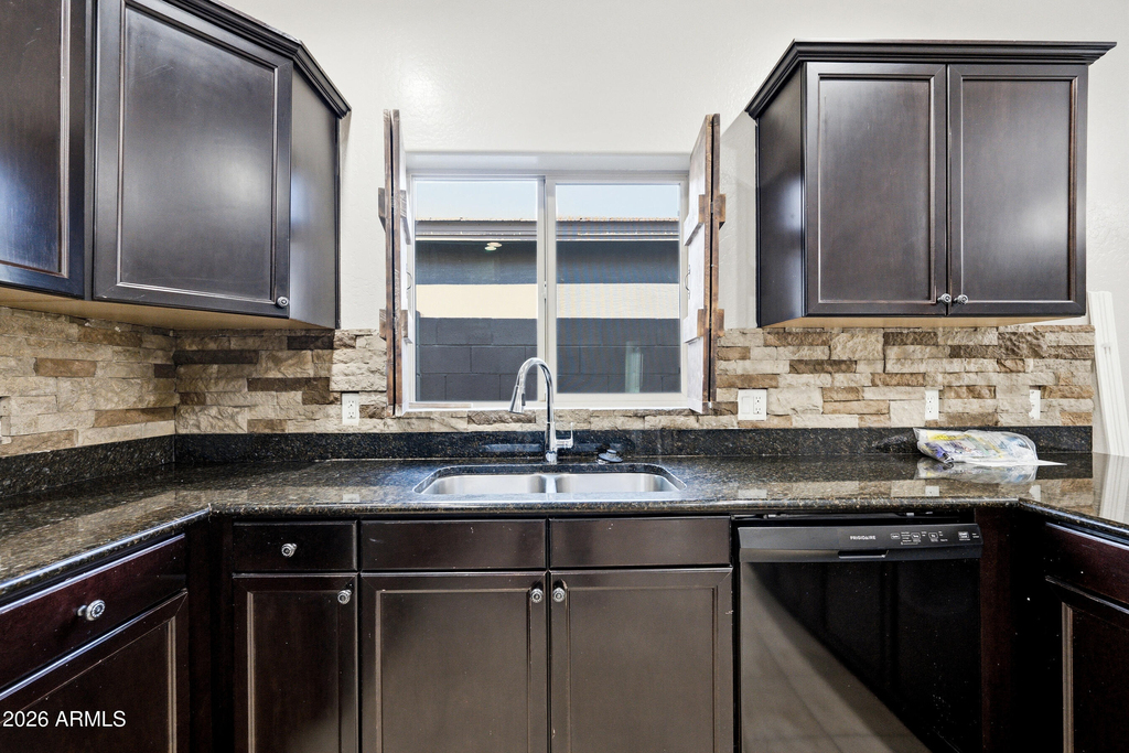 1759 W Paisley Drive - Photo 16